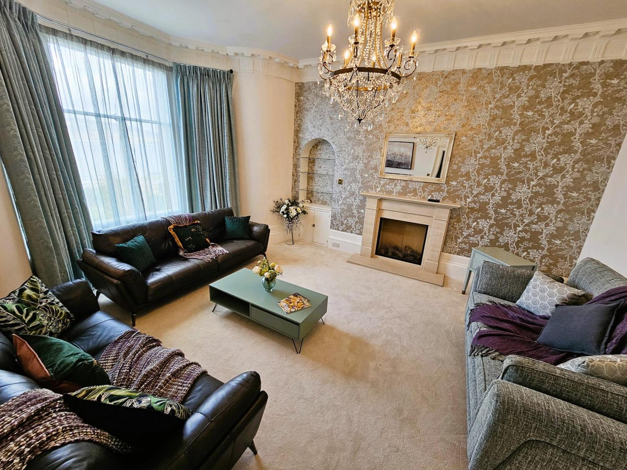 Merchant's View - Luxury Seaside Designer Retreat Rothesay
