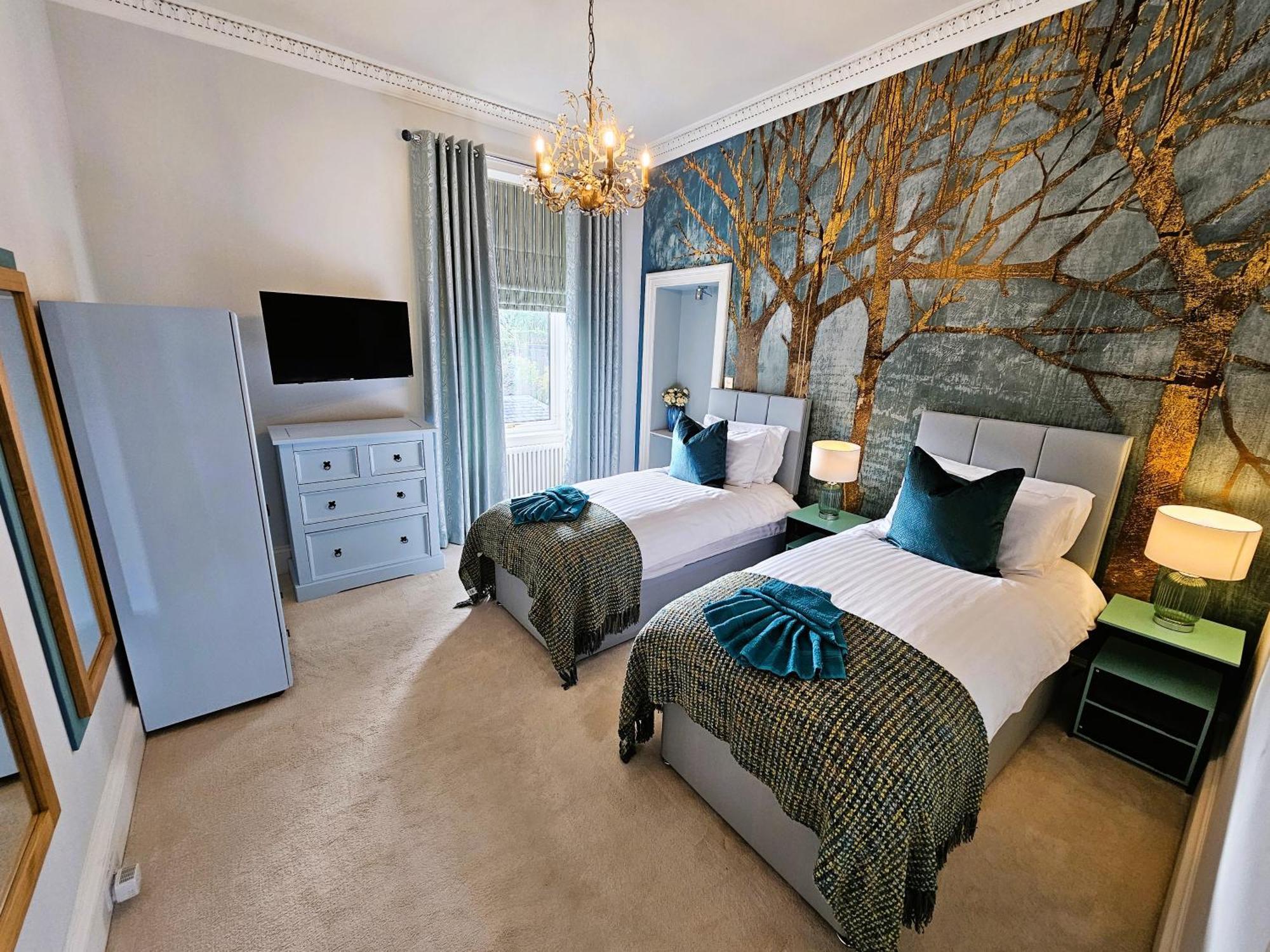 Merchant's View - Luxury Seaside Designer Retreat Rothesay